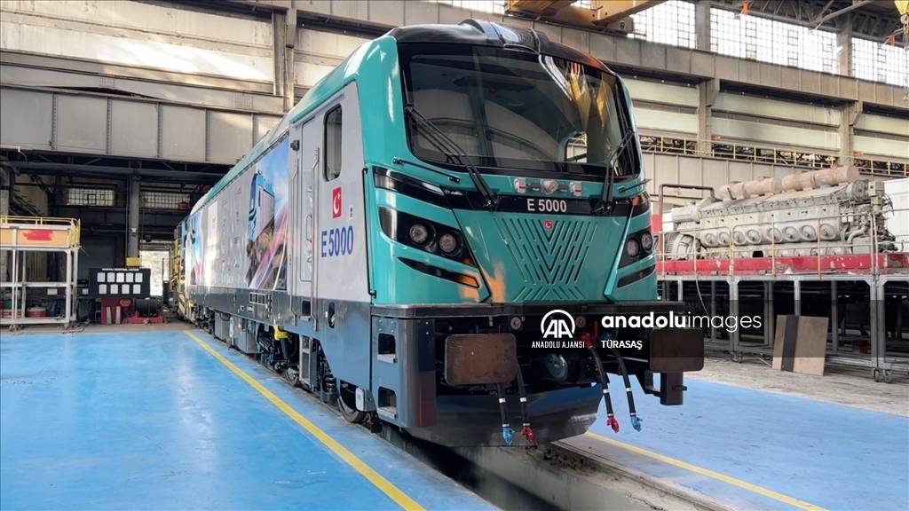 Türkiye’nin demir devri başladı! E5000 yerli lokomotif Avrupa’yı solladı! 7